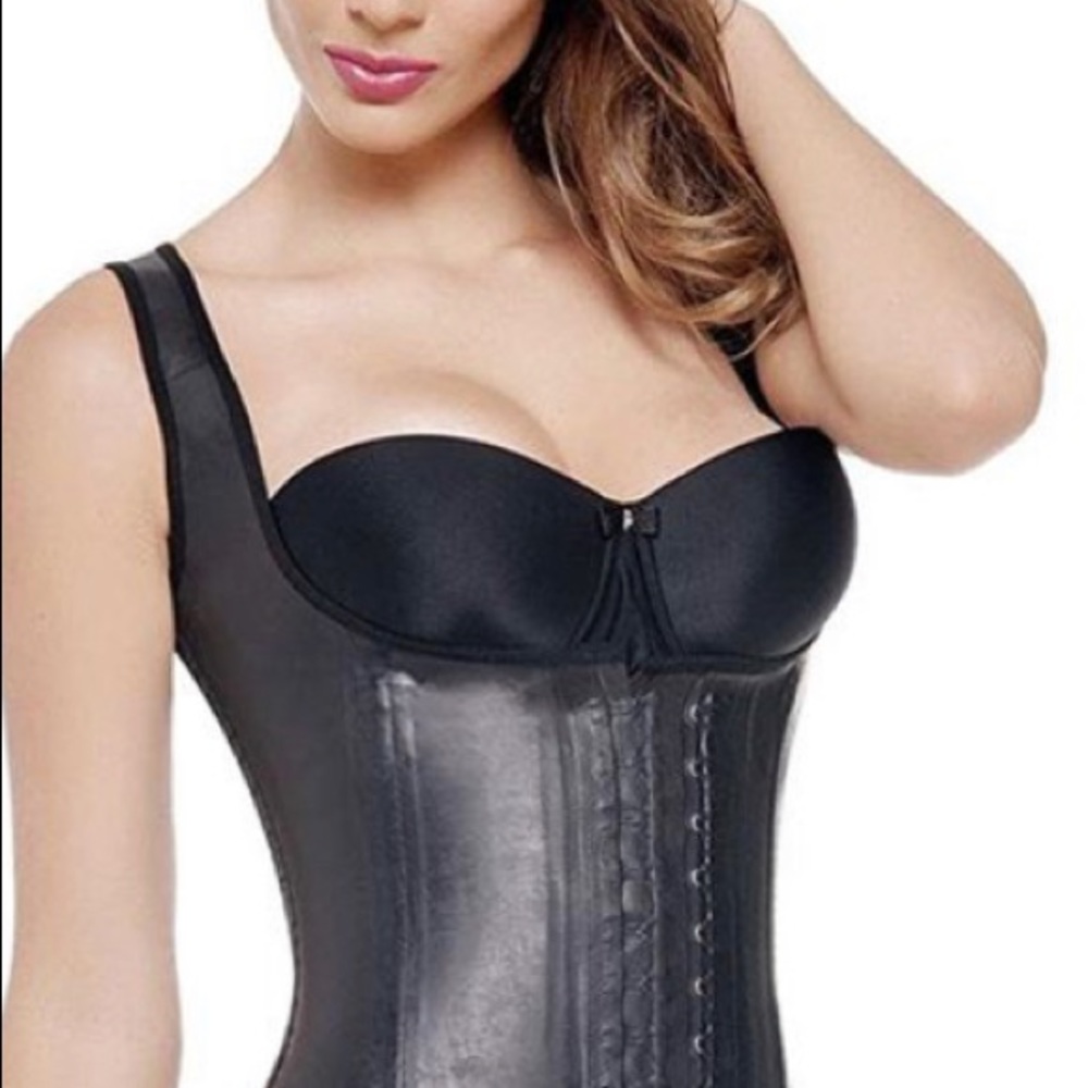 Ann Michell waist trainer
